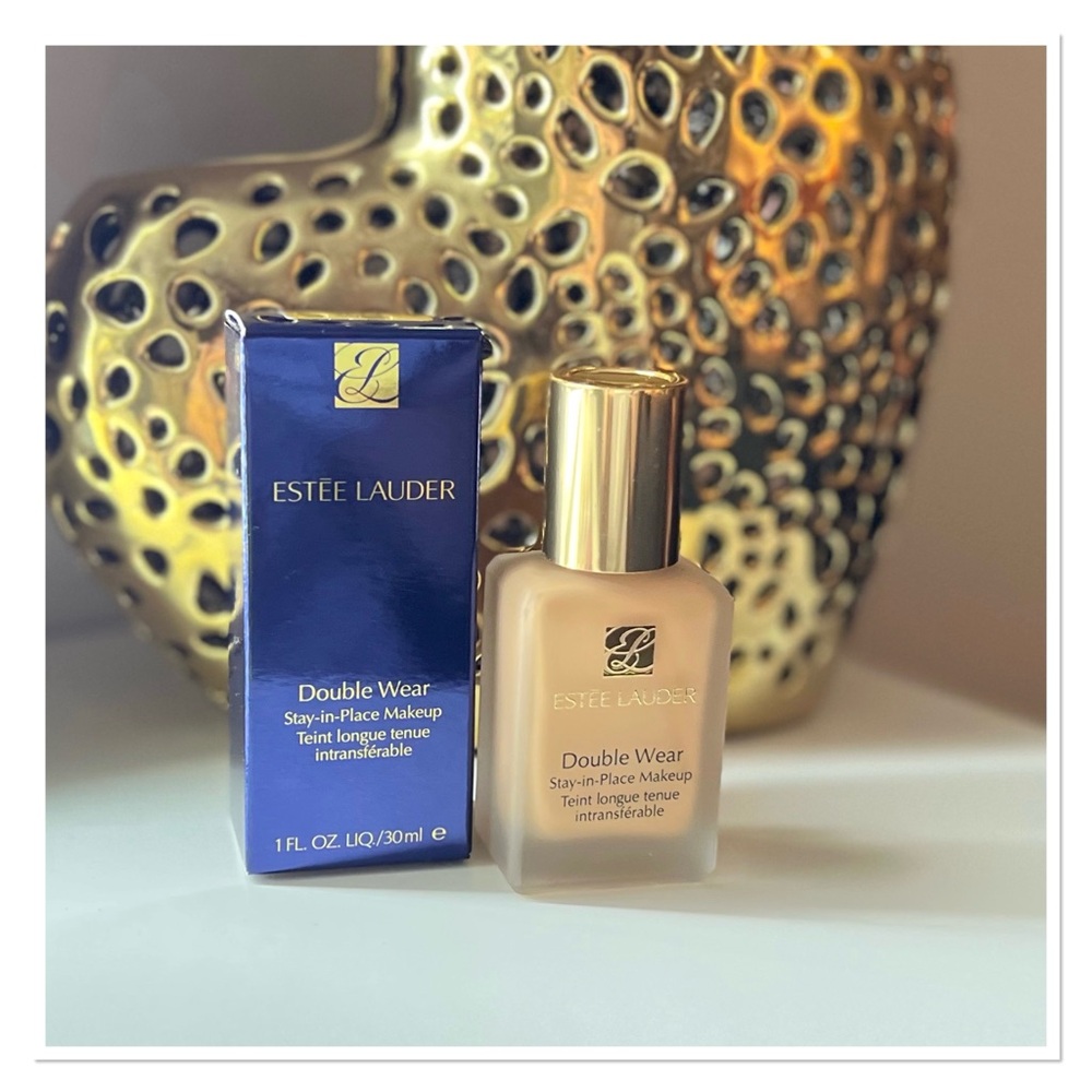 ESTÉE LAUDER Double Wear Foundation